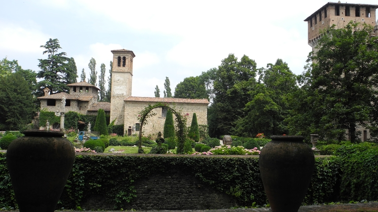 Castello di Grazzano Visconti